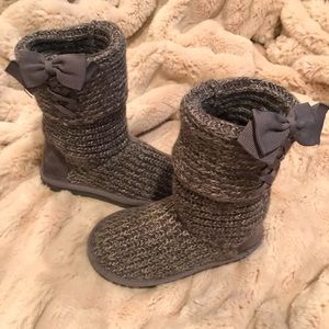 Sweater Boots! Like New🎀